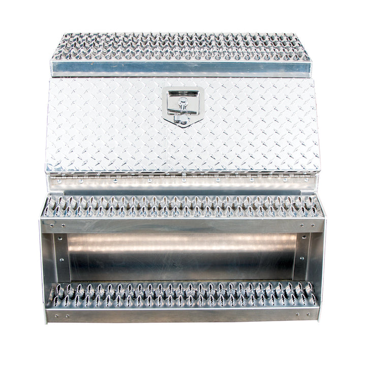 30"L X 25"W X 28"H Aluminum Step Saddle Box