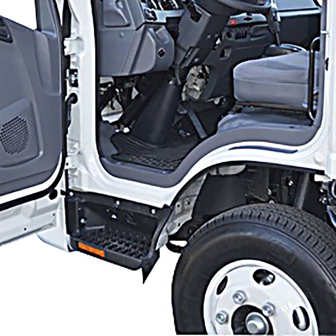 Step Panel With Reflector &amp; Mud Flap For Isuzu NPR (ELF 400/500/600) - Driver