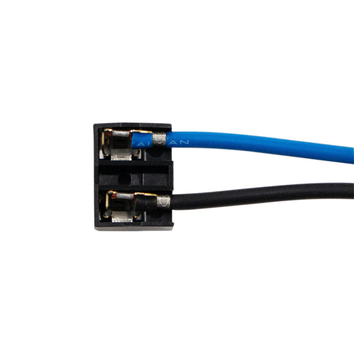 2 - Wire Universal H7 Halogen Bulb Headlight Connector. Two Pins at 90° Angle